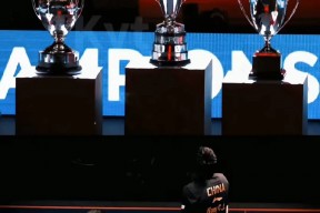 ayx.com-施特拉斯堡主帅赞扬球队表现，展望未来(勒沃库森10奥格斯堡)