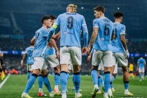 爱游戏官网-纽卡斯尔客场球衣