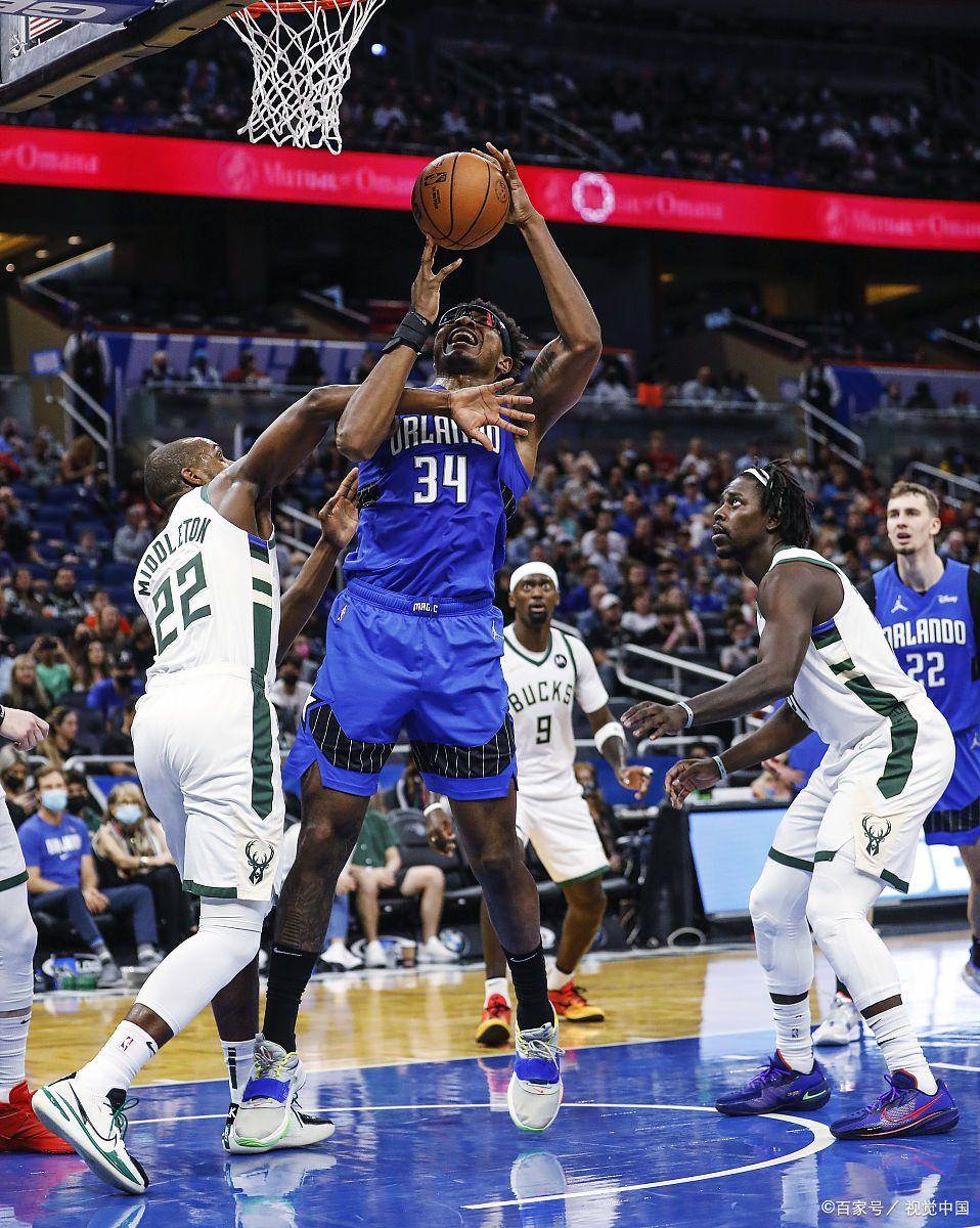 爱游戏体育-雄鹿主帅调整战术，扭转连败局面  第2张