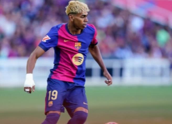 ayx.com-比利亚雷亚尔主场不敌对手，遭遇失利  第2张